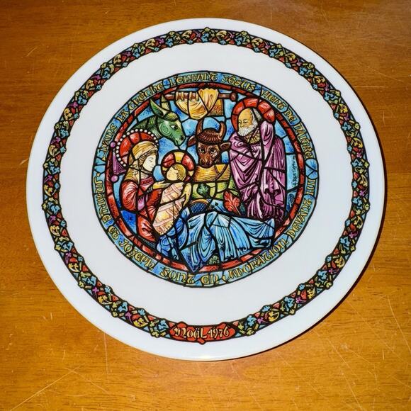 Limoges D'Arceau Noel Vitrail Dans La Creche Plate 1976 Christmas Box Cert Auth - Picture 6 of 16